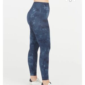 Spanx Seamless Leggings Blue Tie Dye‎ Size Large